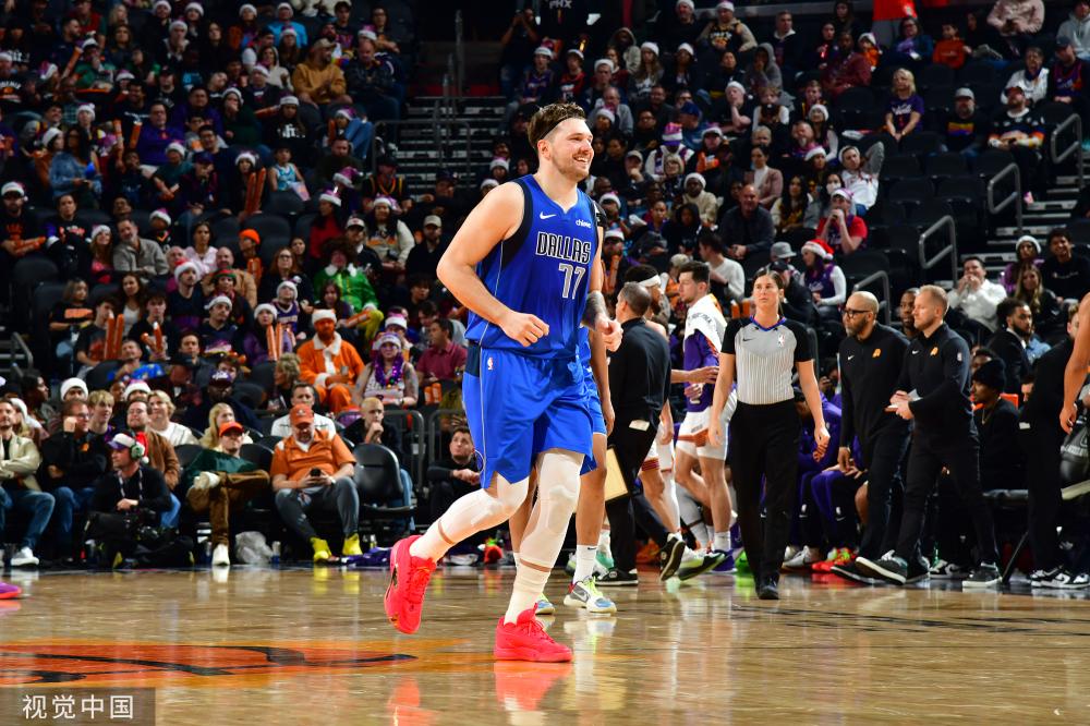 随着角球的 随着角球的