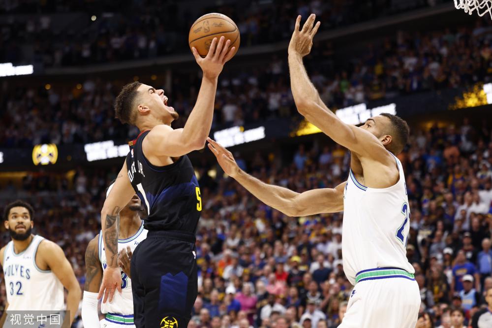 的跑位和巧 的跑位和巧